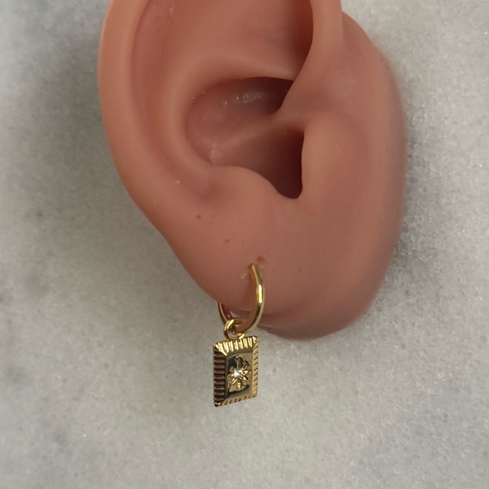 COPY - COPY - Gold Square Star Burst Crystal Pendant Huggie Hoop Dangle Earring… - Picture 2 of 4